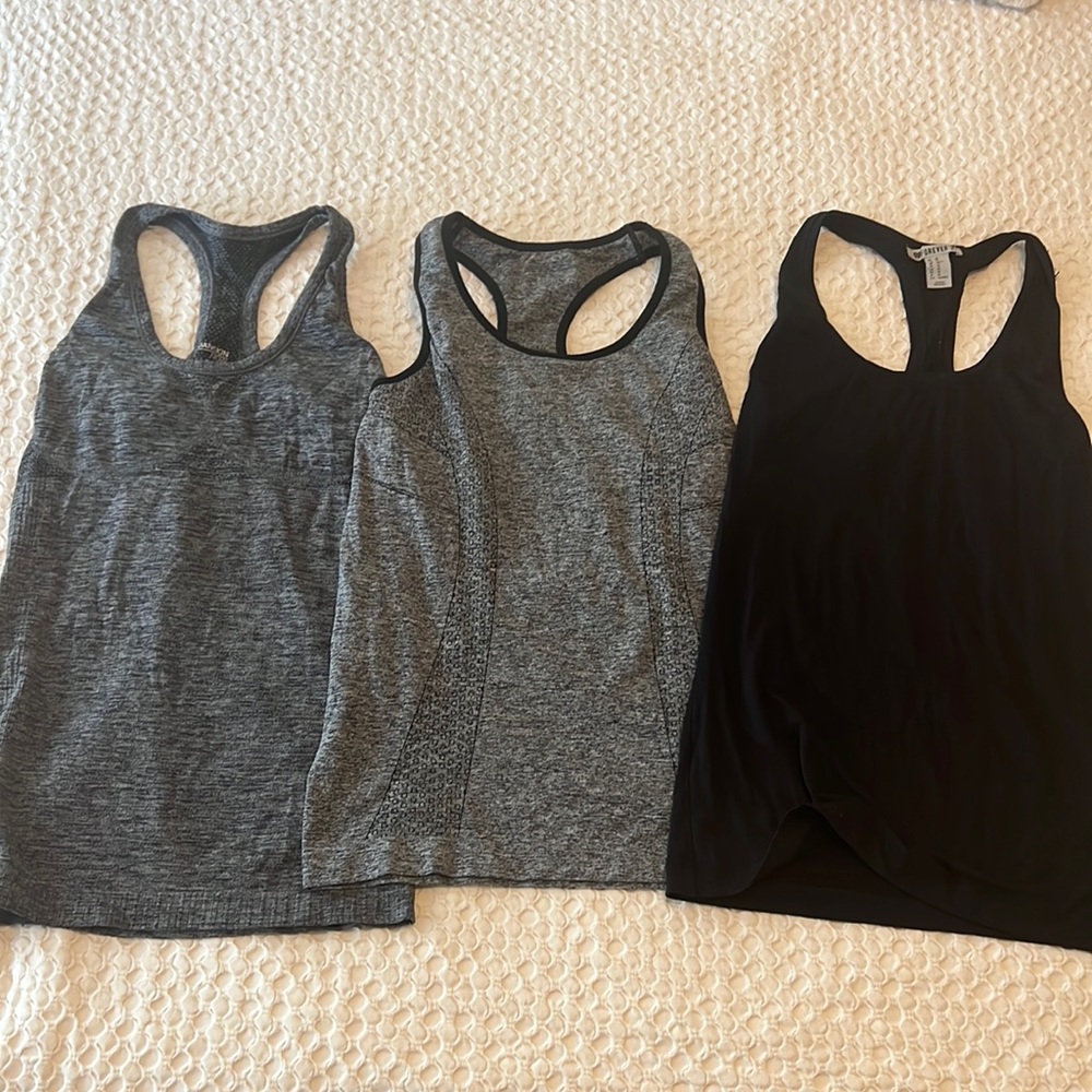 Workout tops